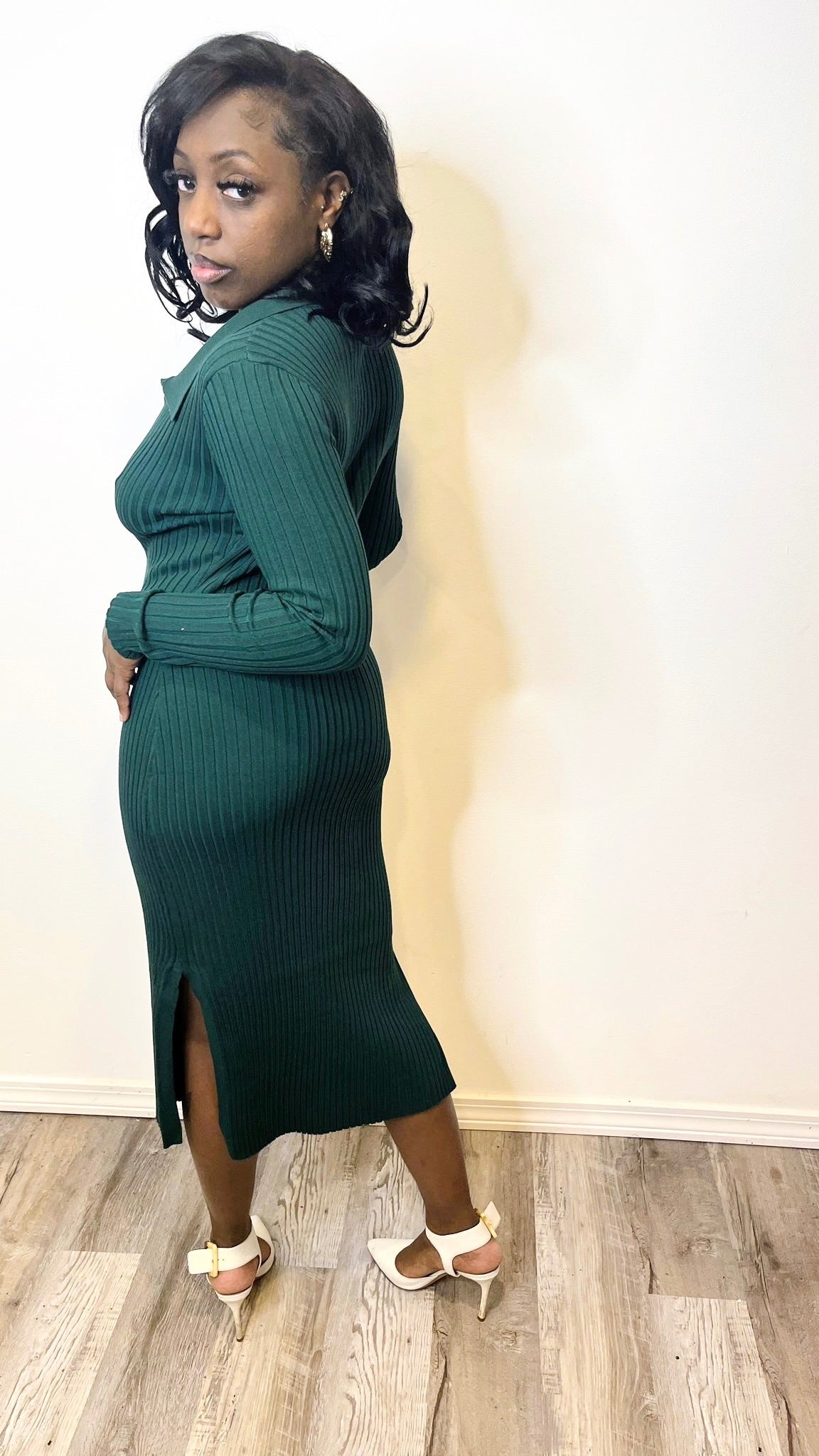 BODYCON KNIT SWEATER DRESS Chrissyxboutique BODYCON KNIT SWEATER DRESS Chrissyxboutique
